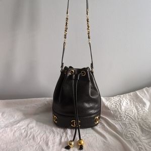 CHANEL 9.5" tall bucket bag, authentic vintage 🤞